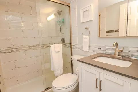 Bath - 5930 A1a S #6C, Saint Augustine, FL 32080 photo 1 of 2