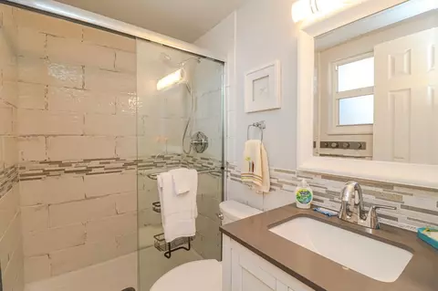 Bath - 5930 A1a S #6C, Saint Augustine, FL 32080 photo 2 of 2