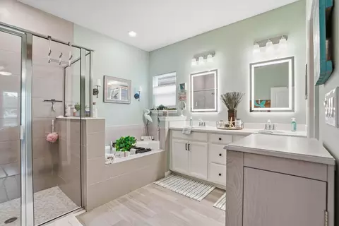 Bath - 20 Trumpco Dr, Saint Augustine, FL 32092 photo 1 of 3