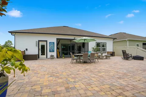 Exterior - 20 Trumpco Dr, Saint Augustine, FL 32092 photo 6 of 10