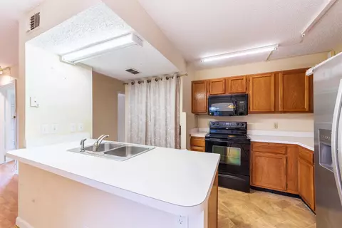 7 Catalonia Ct, Saint Augustine, FL 32086 photo 4