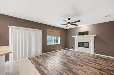 Living - 503 Twenty-second St, Saint Augustine, FL 32084 photo 4 of 6