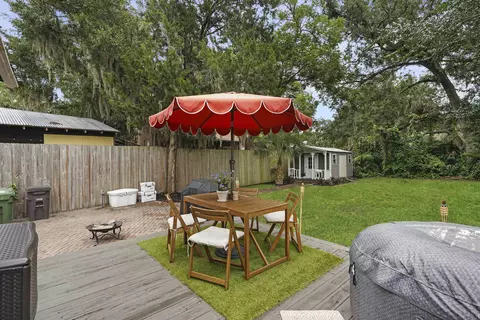 Exterior - 11 Hildreth Dr, Saint Augustine, FL 32084 photo 7 of 13