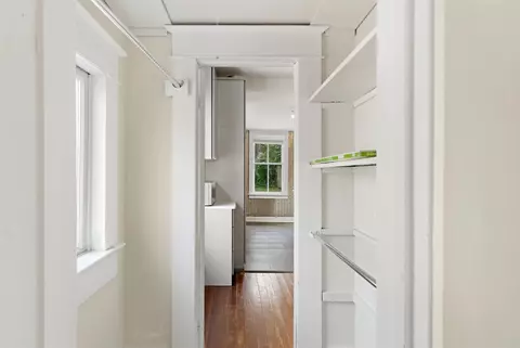 Entry Way - 11 Hildreth Dr, Saint Augustine, FL 32084 photo 1 of 3