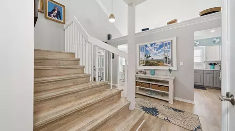 Entry Way - 209 Joey Dr, Saint Augustine, FL 32080 photo 6 of 9