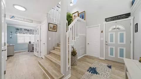Entry Way - 209 Joey Dr, Saint Augustine, FL 32080 photo 4 of 9