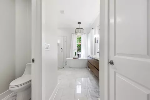 Bath - 124 Istoria Dr, Saint Augustine, FL 32095 photo 1 of 9