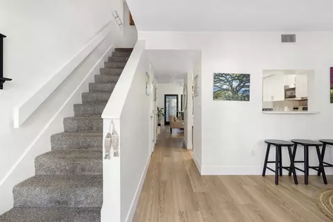 Entry Way - 200 16th St UNIT 206B, Saint Augustine, FL 32080 photo 2 of 6