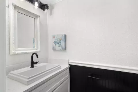 Bath - 200 16th St UNIT 206B, Saint Augustine, FL 32080 photo 3 of 3