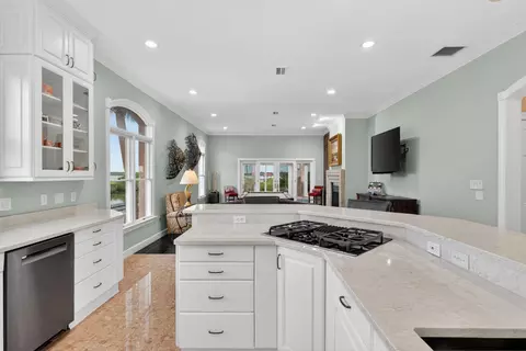 Kitchen - 6357 Putnam St, Saint Augustine, FL 32080 photo 8 of 10