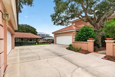 Exterior - 6357 Putnam St, Saint Augustine, FL 32080 photo 17 of 18