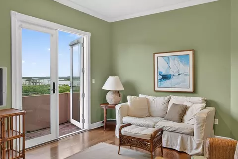 Living - 6357 Putnam St, Saint Augustine, FL 32080 photo 11 of 11