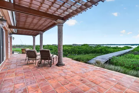 Exterior - 6357 Putnam St, Saint Augustine, FL 32080 photo 7 of 18
