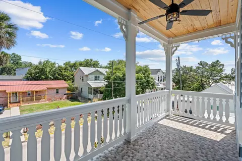 Exterior - 124 Lincoln St, Saint Augustine, FL 32084 photo 9 of 14
