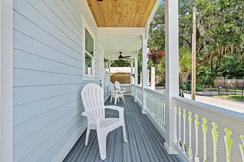 Exterior - 124 Lincoln St, Saint Augustine, FL 32084 photo 5 of 14