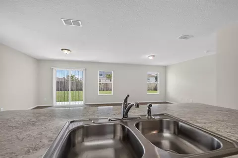 Kitchen - 233 Sweet Mango Trl, Saint Augustine, FL 32086 photo 5 of 7