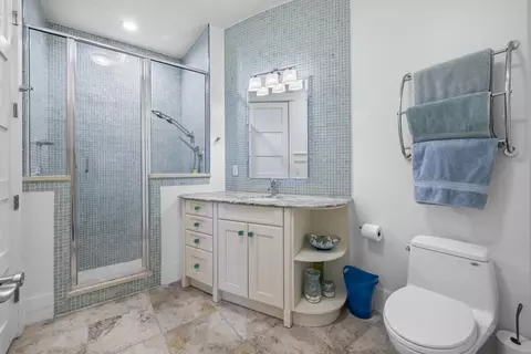Bath - 648 Ocean Palm Way, Saint Augustine, FL 32080 photo 7 of 11