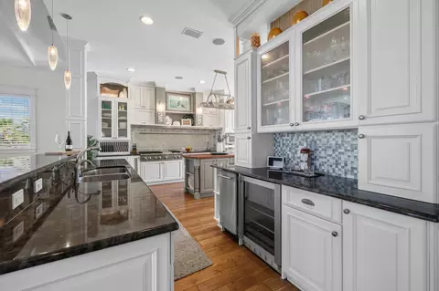 Kitchen - 648 Ocean Palm Way, Saint Augustine, FL 32080 photo 8 of 9