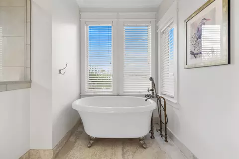 Bath - 648 Ocean Palm Way, Saint Augustine, FL 32080 photo 3 of 11