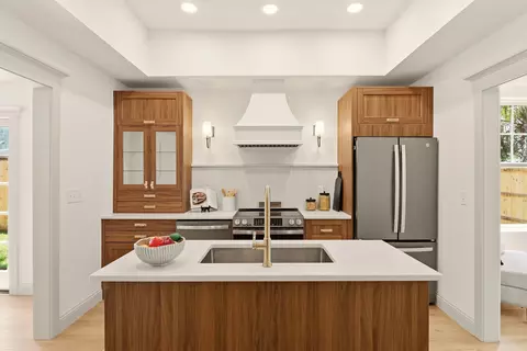 Kitchen - 22 Joiner St, Saint Augustine, FL 32084 photo 2 of 3