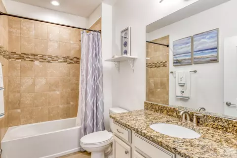 Bath - 127 Canyon Trl, Saint Augustine, FL 32086 photo 3 of 3