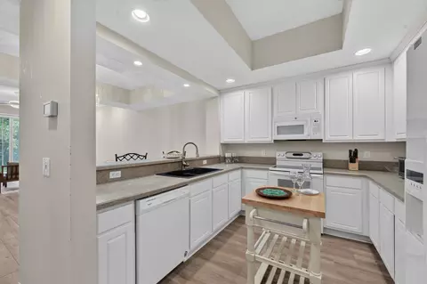 Kitchen - 1351 Makarios Dr, Saint Augustine, FL 32080 photo 4 of 4