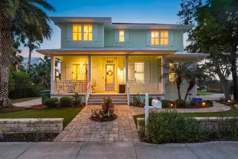 228 Riberia St, Saint Augustine, FL 32084