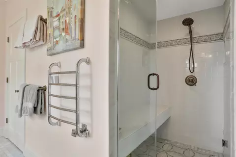 Bath - 228 Riberia St, Saint Augustine, FL 32084 photo 4 of 6