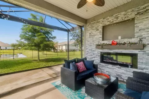 Exterior - 135 Meadow Crossing Dr, Saint Augustine, FL 32086 photo 9 of 10