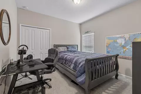 Bedroom - 135 Meadow Crossing Dr, Saint Augustine, FL 32086 photo 8 of 11