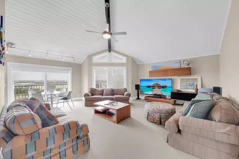 Living - 9353 Old A1a, Saint Augustine, FL 32080 photo 2 of 9