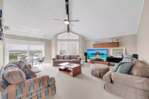 Living - 9353 Old A1a, Saint Augustine, FL 32080 photo 2 of 9