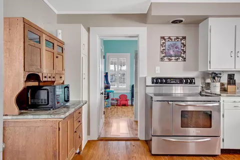 Entry Way - 340 Charlotte St, Saint Augustine, FL 32084 photo 1 of 10