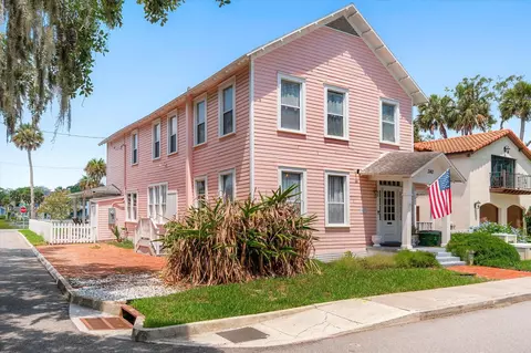 Exterior - 340 Charlotte St, Saint Augustine, FL 32084 photo 9 of 12