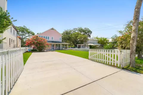 Exterior - 340 Charlotte St, Saint Augustine, FL 32084 photo 12 of 12