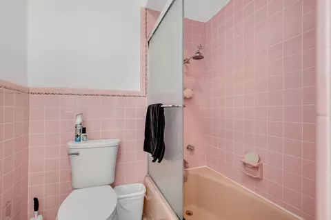 Bath - 340 Charlotte St, Saint Augustine, FL 32084 photo 7 of 7