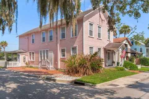 Exterior - 340 Charlotte St, Saint Augustine, FL 32084 photo 2 of 12