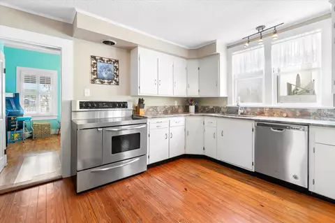 Kitchen - 340 Charlotte St, Saint Augustine, FL 32084 photo 1 of 4
