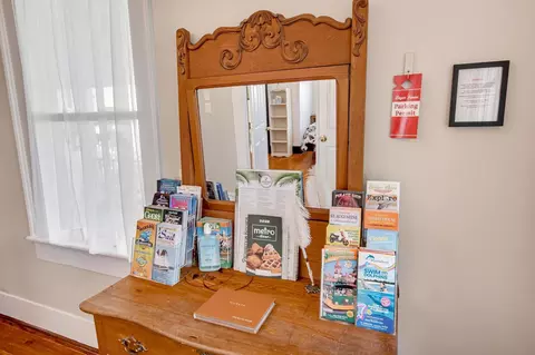 Entry Way - 340 Charlotte St, Saint Augustine, FL 32084 photo 10 of 10
