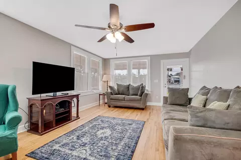 Living - 340 Charlotte St, Saint Augustine, FL 32084 photo 2 of 3