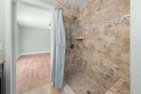 Bath - 600 Christina Dr, Saint Augustine, FL 32086 photo 2 of 5