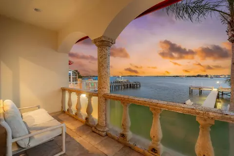 View/Area - 49 Dolphin Dr, Saint Augustine, FL 32080 photo 24 of 28