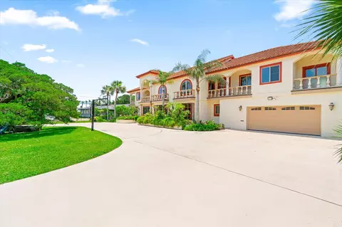 Exterior - 49 Dolphin Dr, Saint Augustine, FL 32080 photo 4 of 25