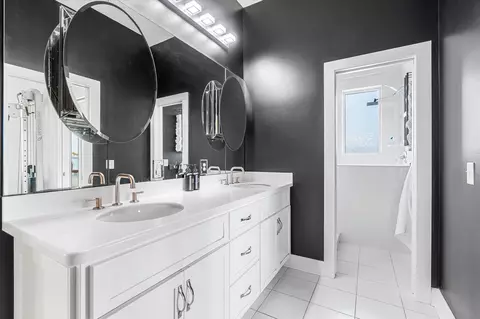 Bath - 49 Dolphin Dr, Saint Augustine, FL 32080 photo 1 of 4