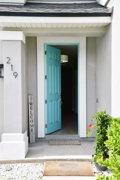 Entry Way - 219 Deerfield Glen Dr, Saint Augustine, FL 32086 photo 1 of 4