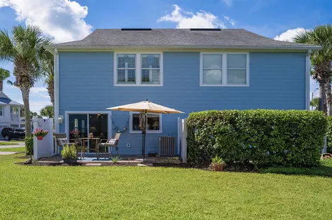 Exterior - 22 Islander Cir, Saint Augustine, FL 32080 photo 7 of 20