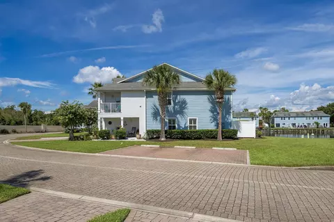 Exterior - 22 Islander Cir, Saint Augustine, FL 32080 photo 5 of 20