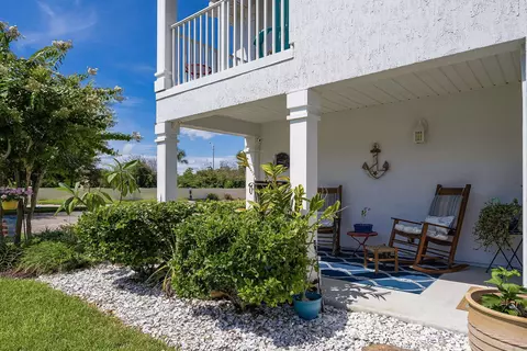 Exterior - 22 Islander Cir, Saint Augustine, FL 32080 photo 12 of 20