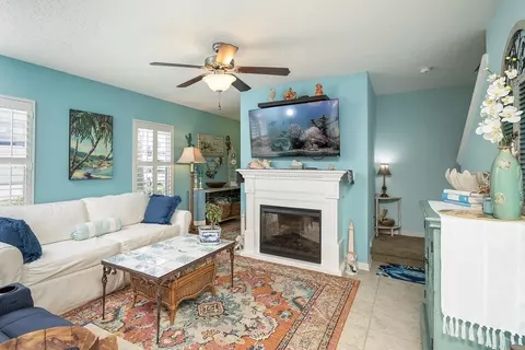 Living - 22 Islander Cir, Saint Augustine, FL 32080 photo 3 of 3