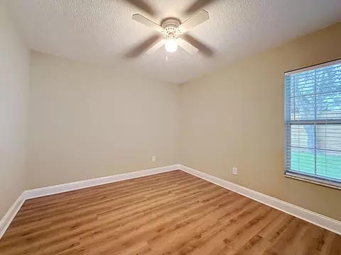 Bedroom - 5384 5th St, Saint Augustine, FL 32080 photo 6 of 7